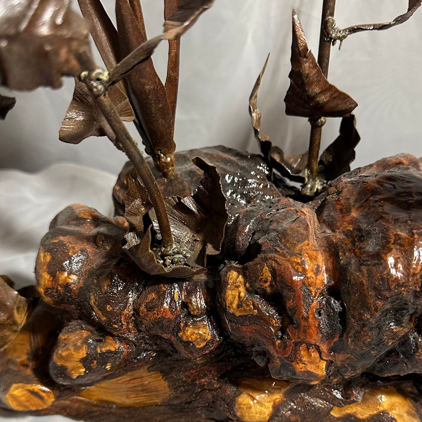Burl Metal Flower Garden