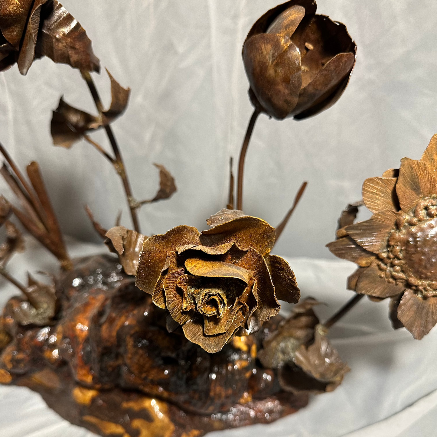 Burl Metal Flower Garden